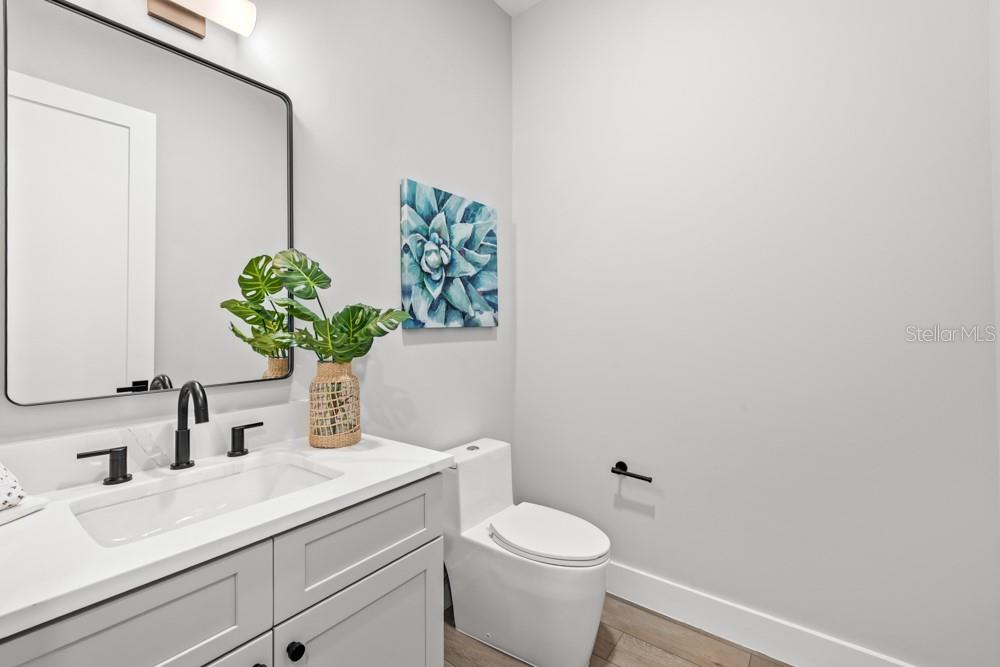 Image 12 of 43 For 1812 Kaley Avenue