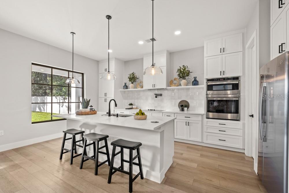 Image 2 of 43 For 1812 Kaley Avenue