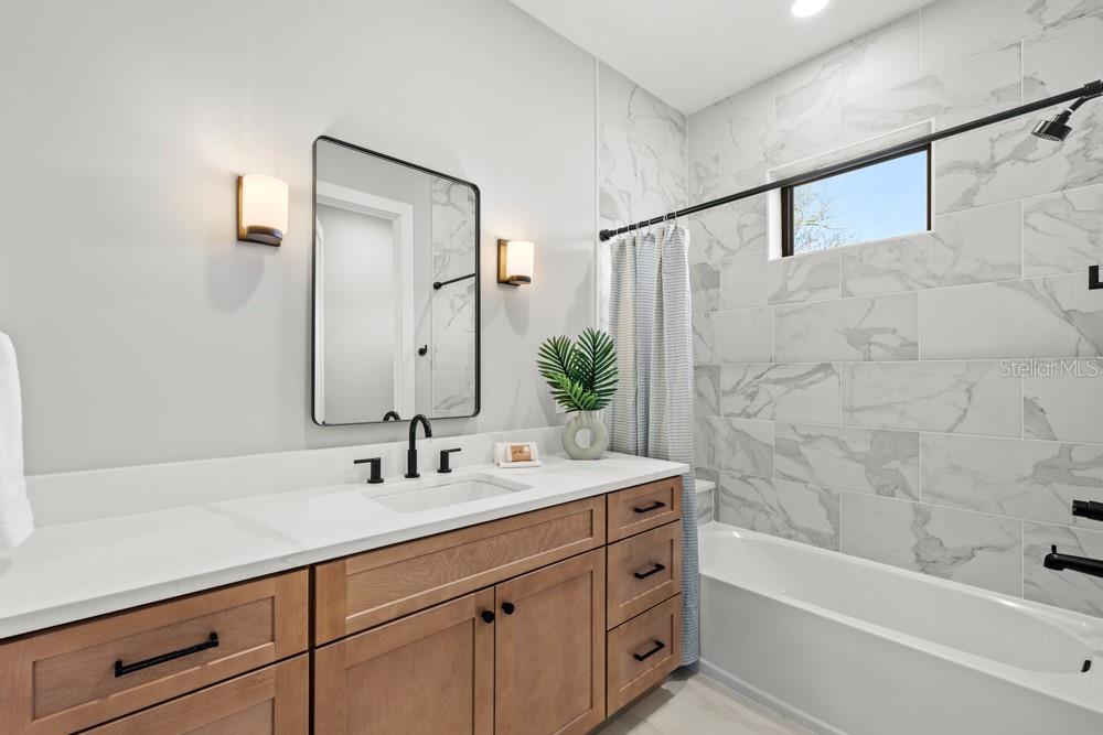 Image 26 of 43 For 1812 Kaley Avenue