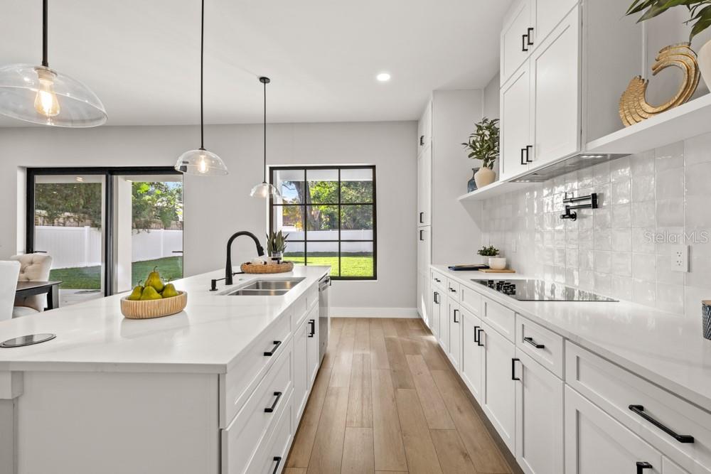 Image 3 of 43 For 1812 Kaley Avenue