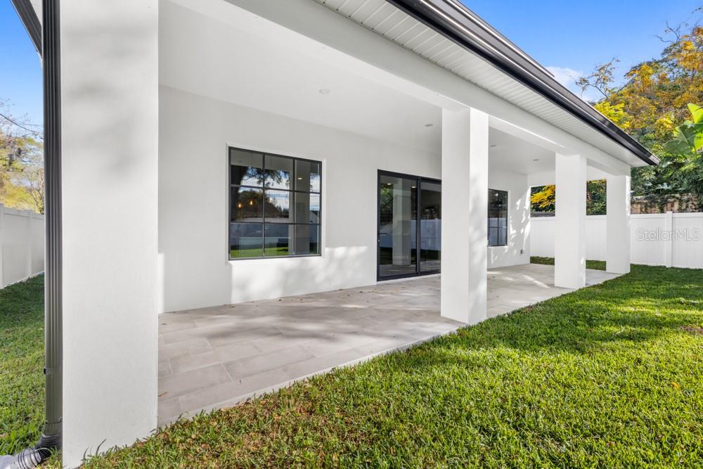 Image 32 of 43 For 1812 Kaley Avenue