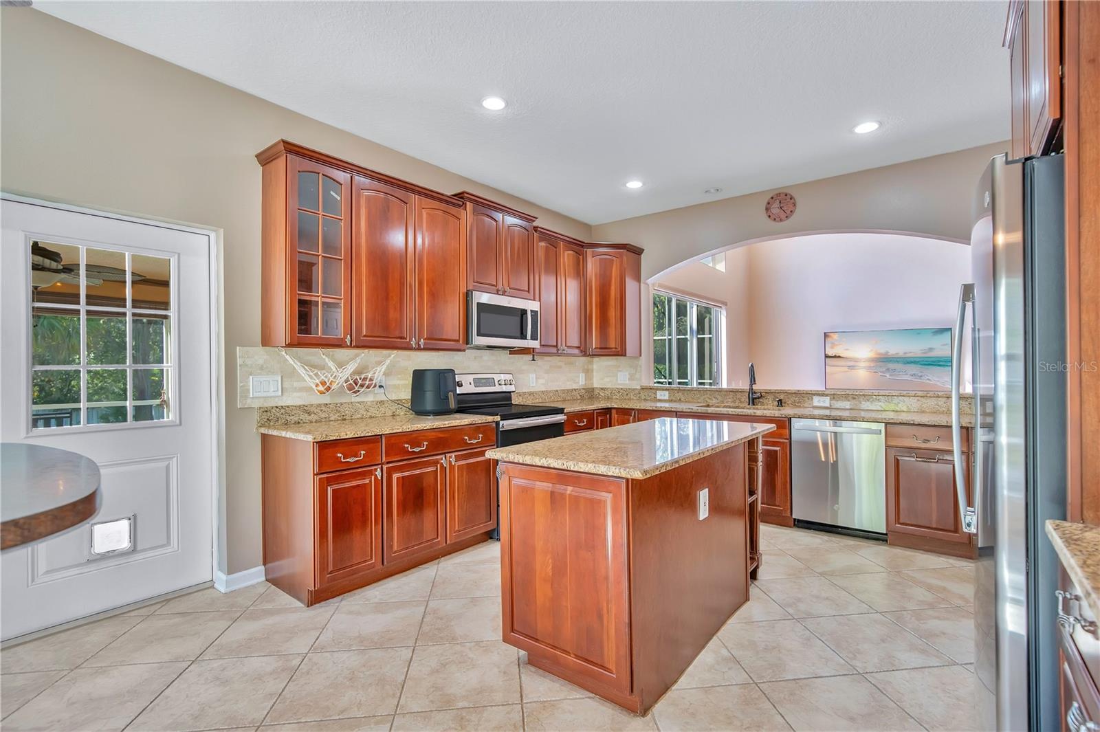 Image 13 of 39 For 1818 Valley Wood Way