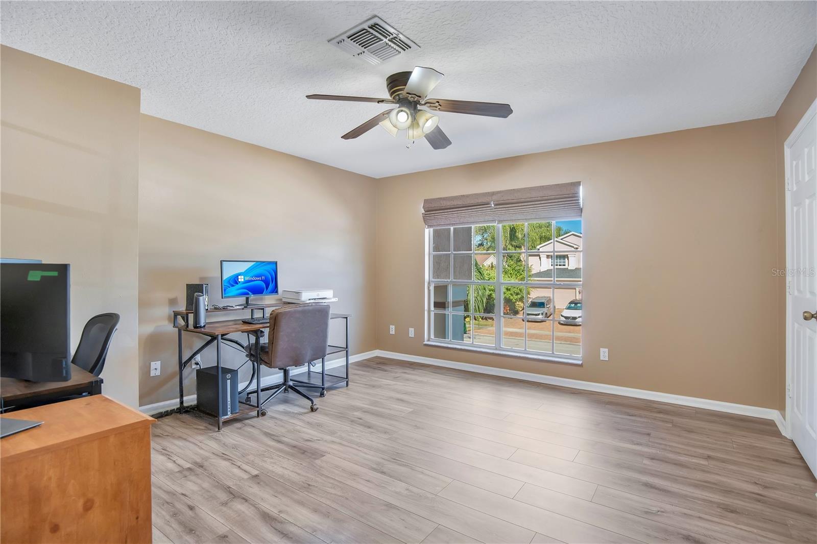 Image 26 of 39 For 1818 Valley Wood Way