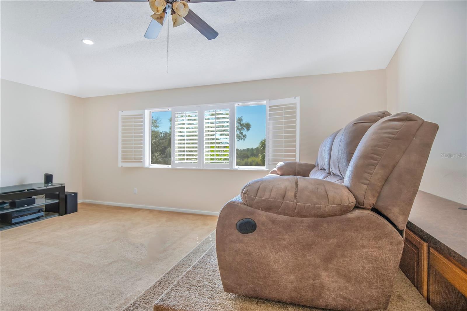 Image 30 of 39 For 1818 Valley Wood Way