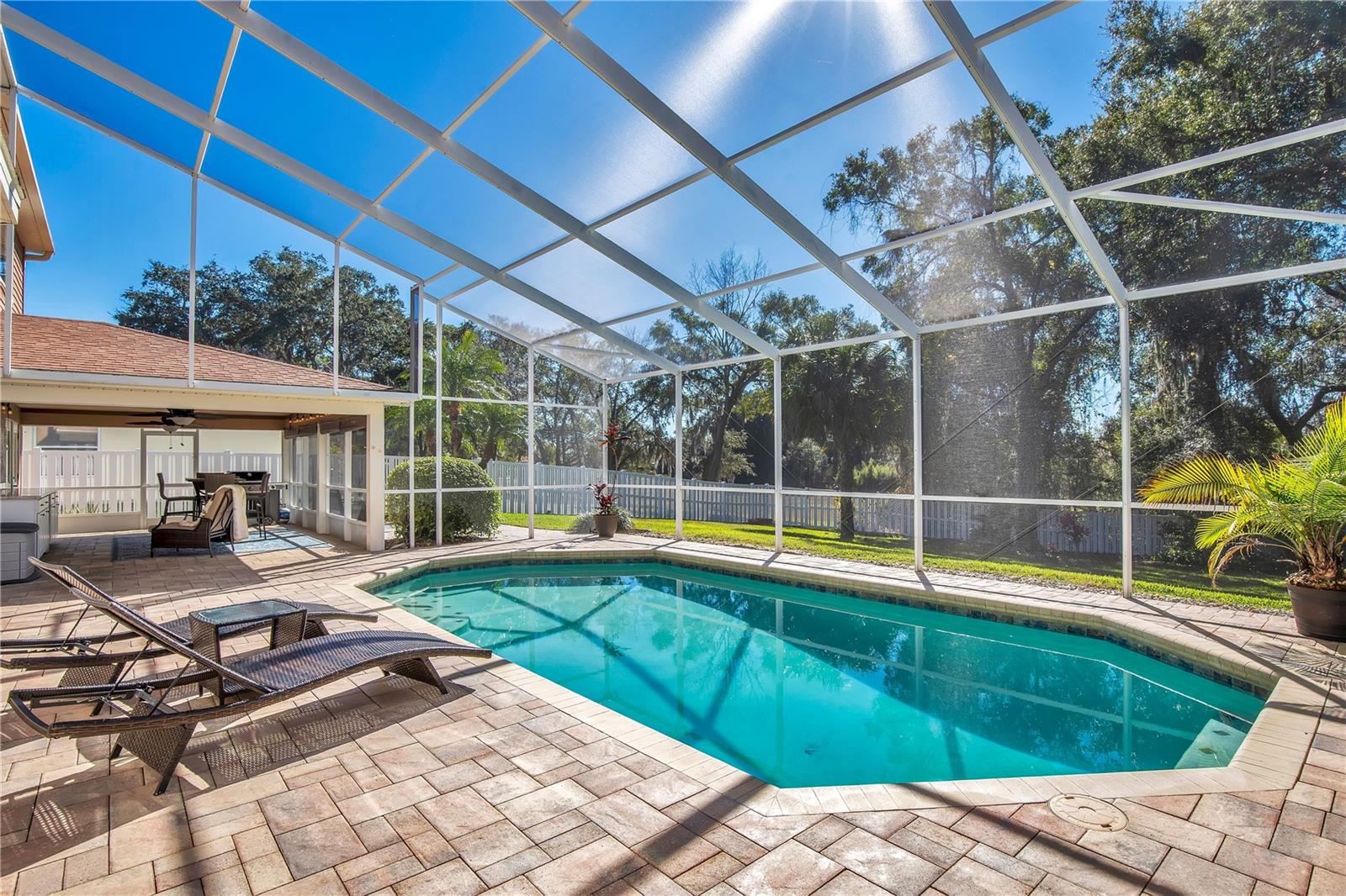 Image 6 of 39 For 1818 Valley Wood Way