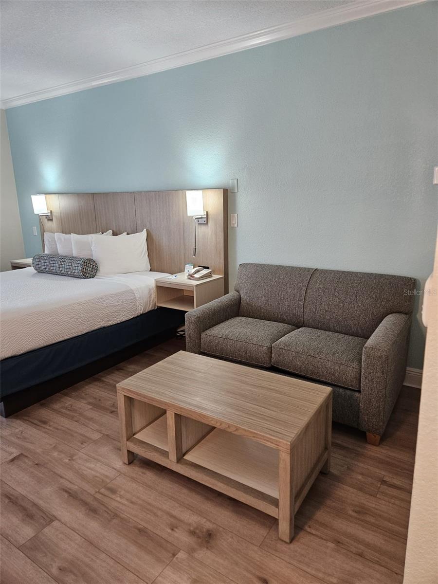 Image 15 of 26 For 3000 Maingate Lane 530