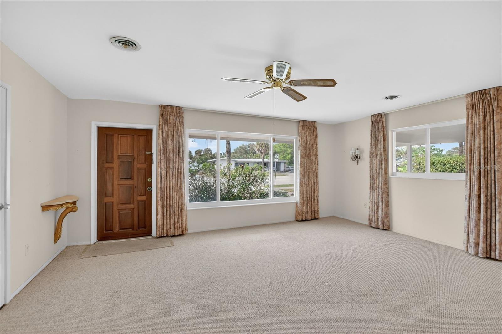 Image 10 of 58 For 450 12th Avenue