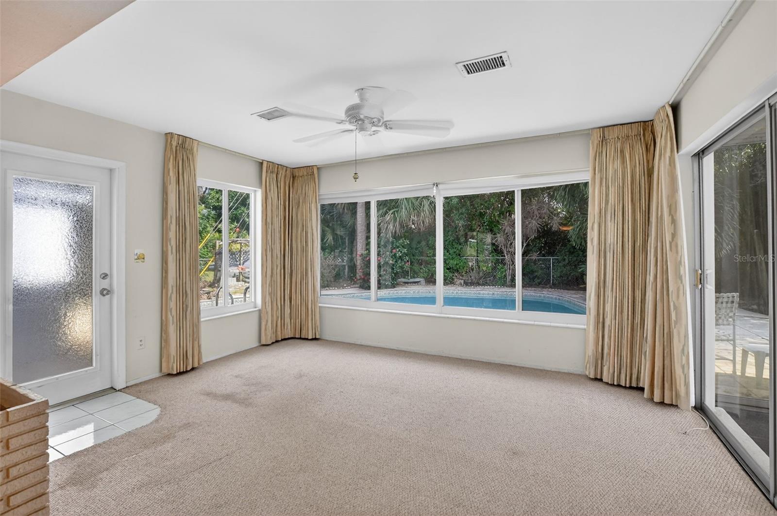 Image 21 of 58 For 450 12th Avenue