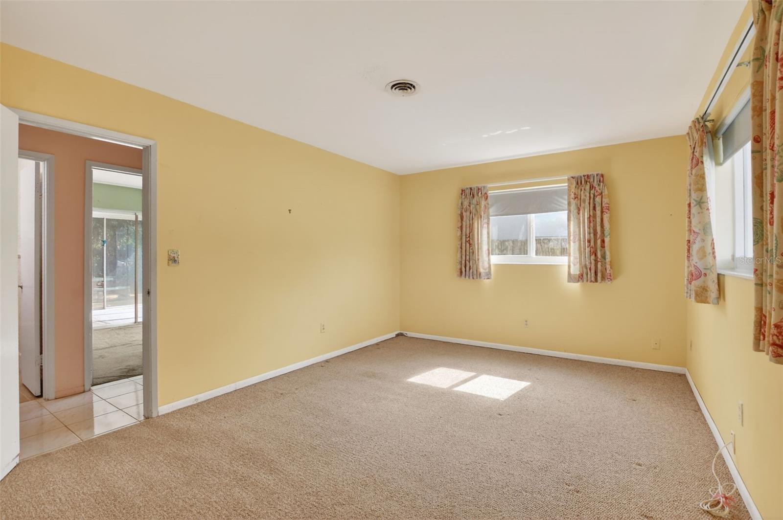 Image 26 of 58 For 450 12th Avenue