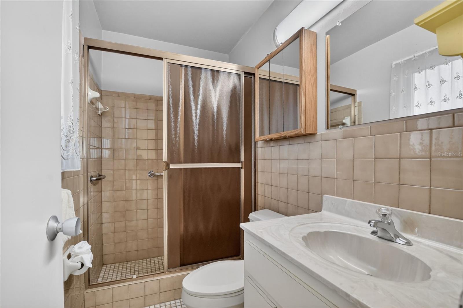 Image 27 of 58 For 450 12th Avenue