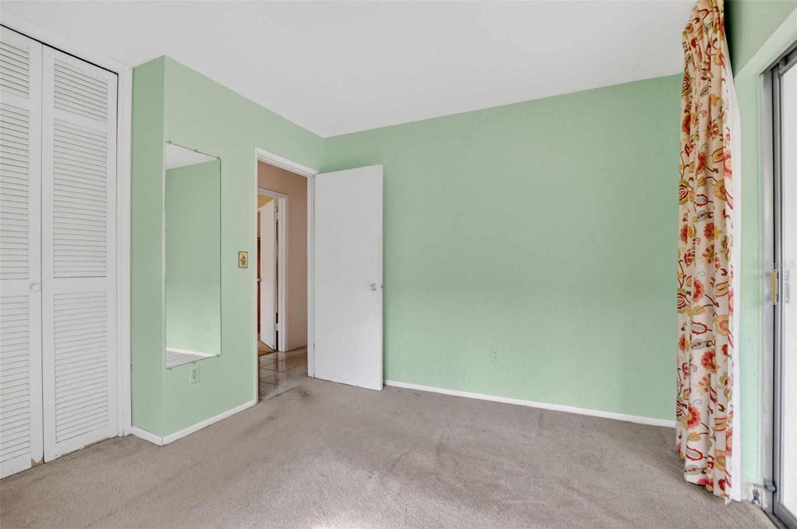 Image 31 of 58 For 450 12th Avenue