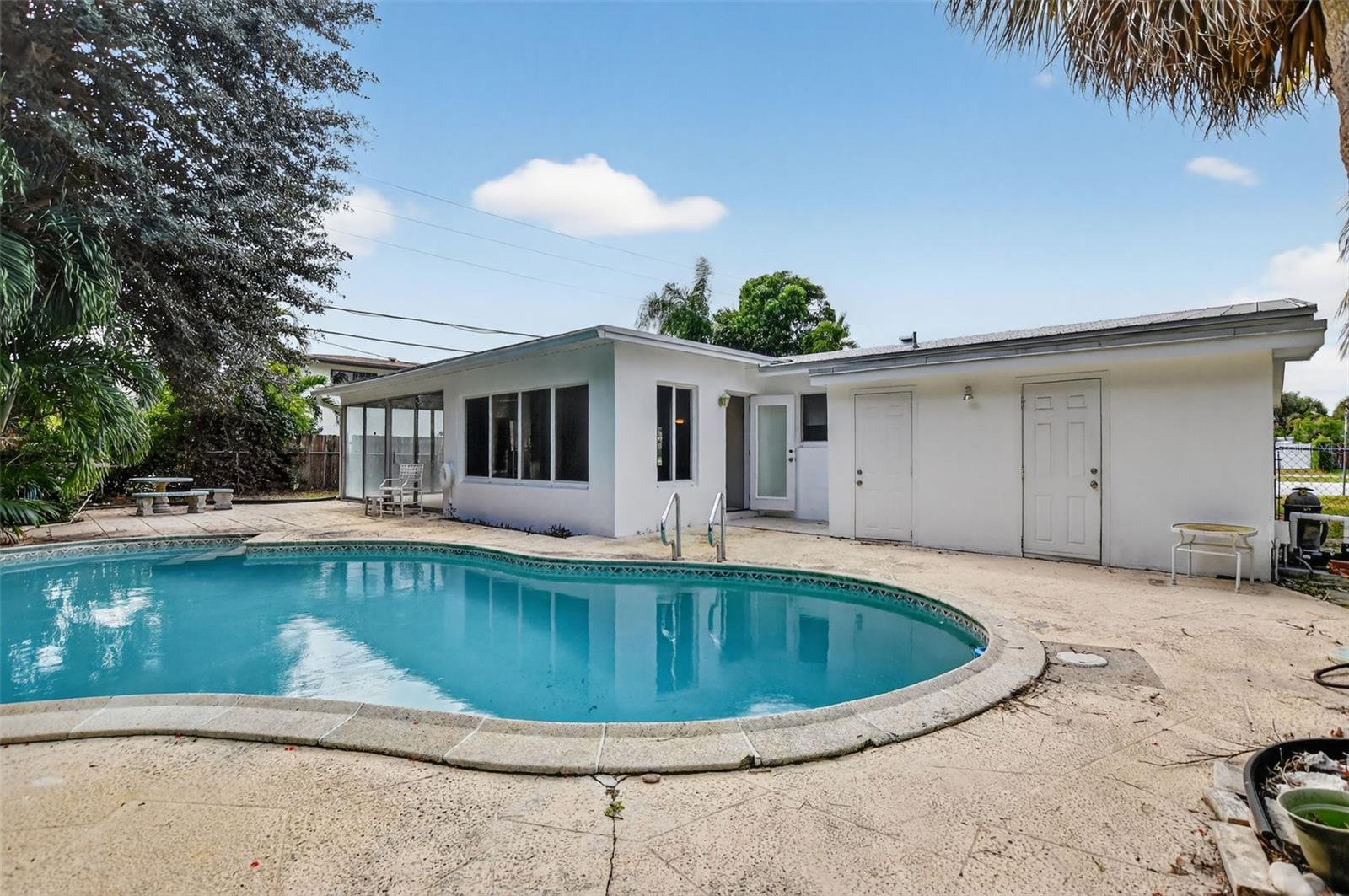 Image 37 of 58 For 450 12th Avenue