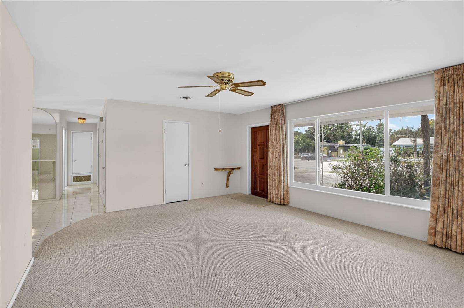 Image 9 of 58 For 450 12th Avenue