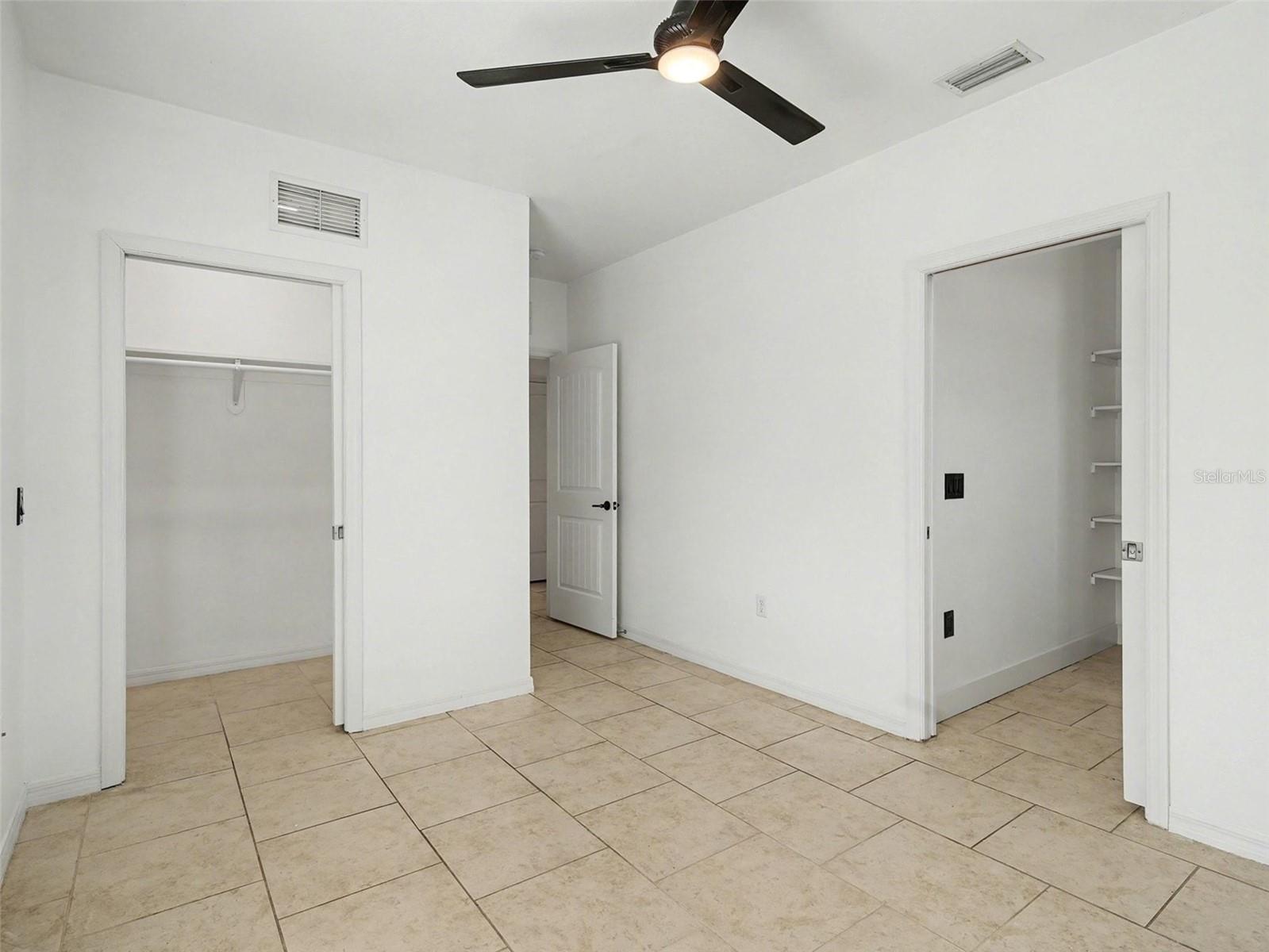 Image 17 of 22 For 4539 Horseshoe Avenue