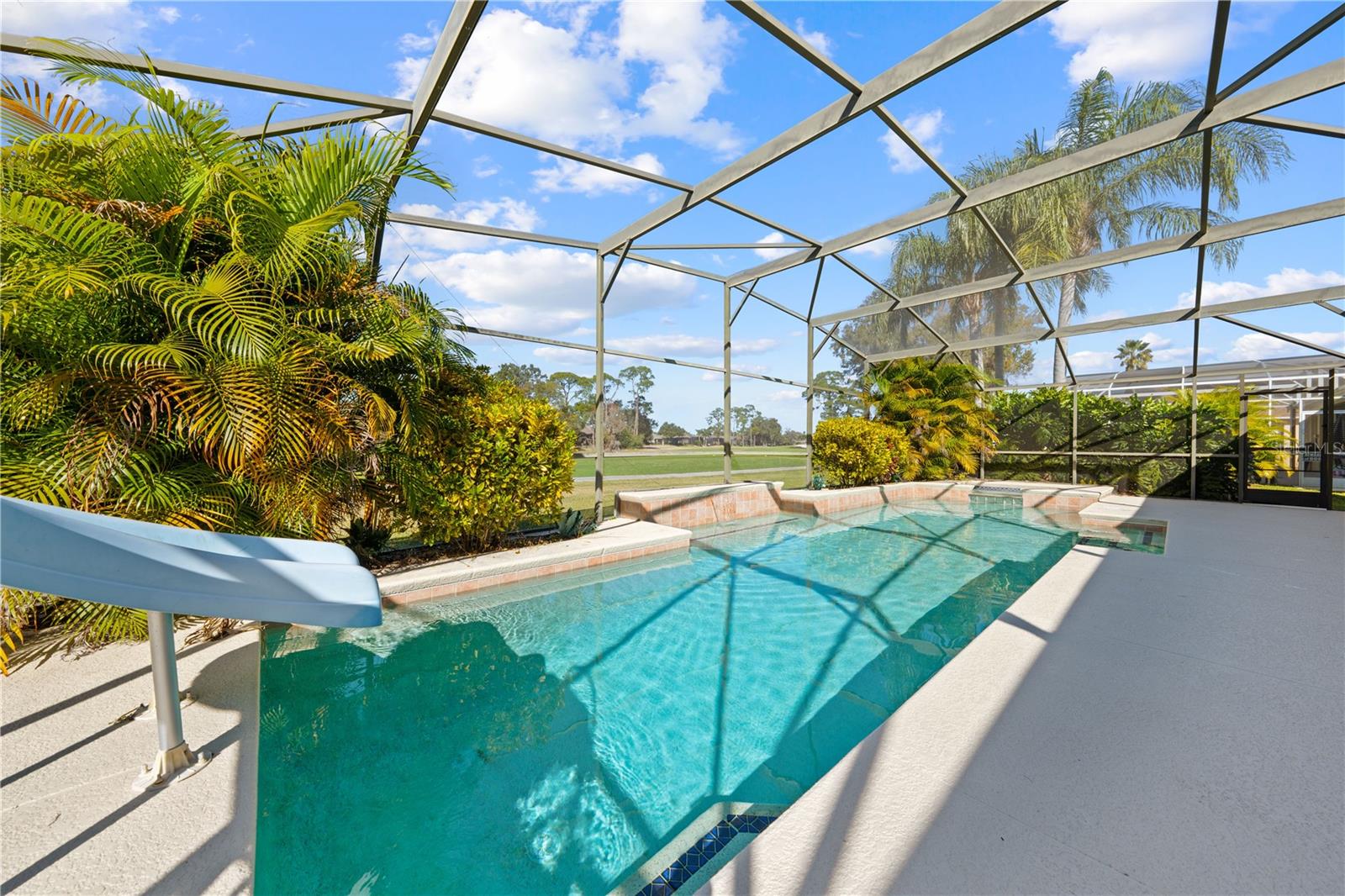 Image 18 of 90 For 1020 Golf Course Parkway