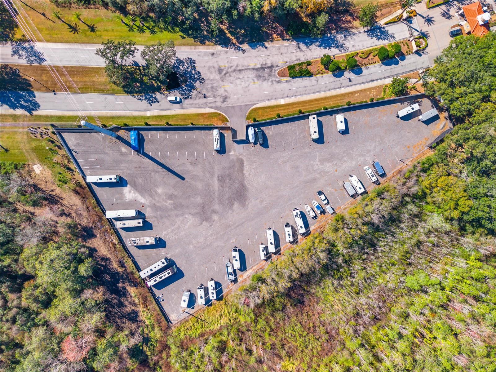 Image 78 of 90 For 1020 Golf Course Parkway