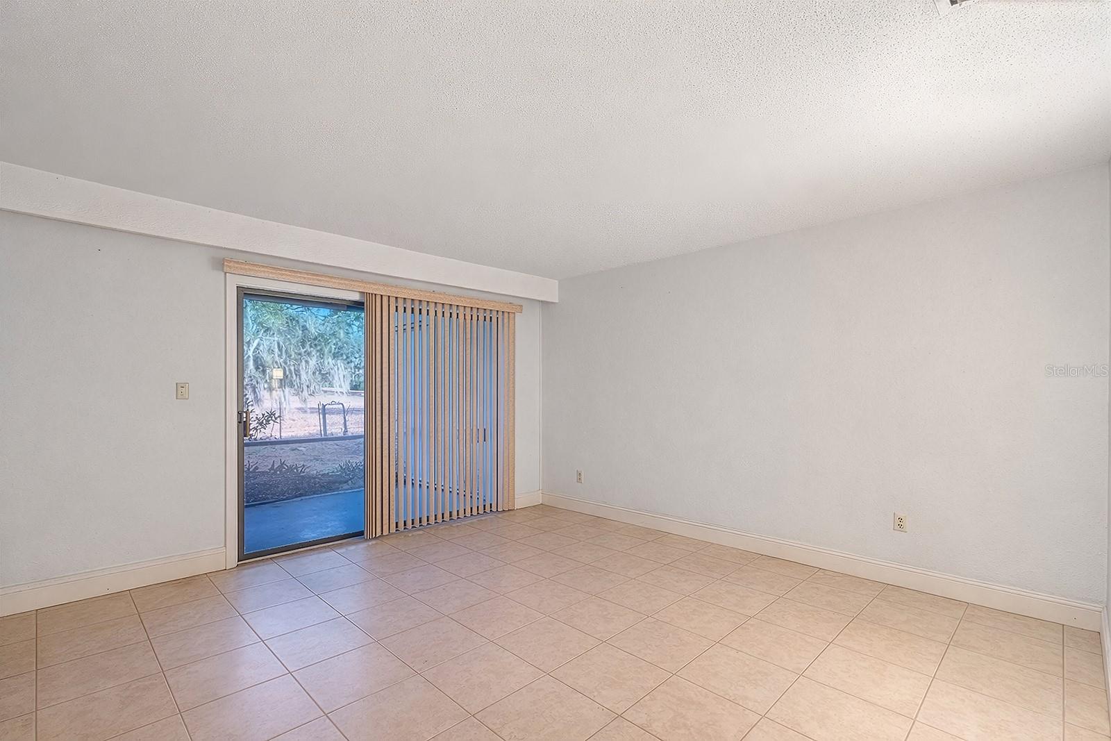 Image 10 of 31 For 34 Nottingham Way