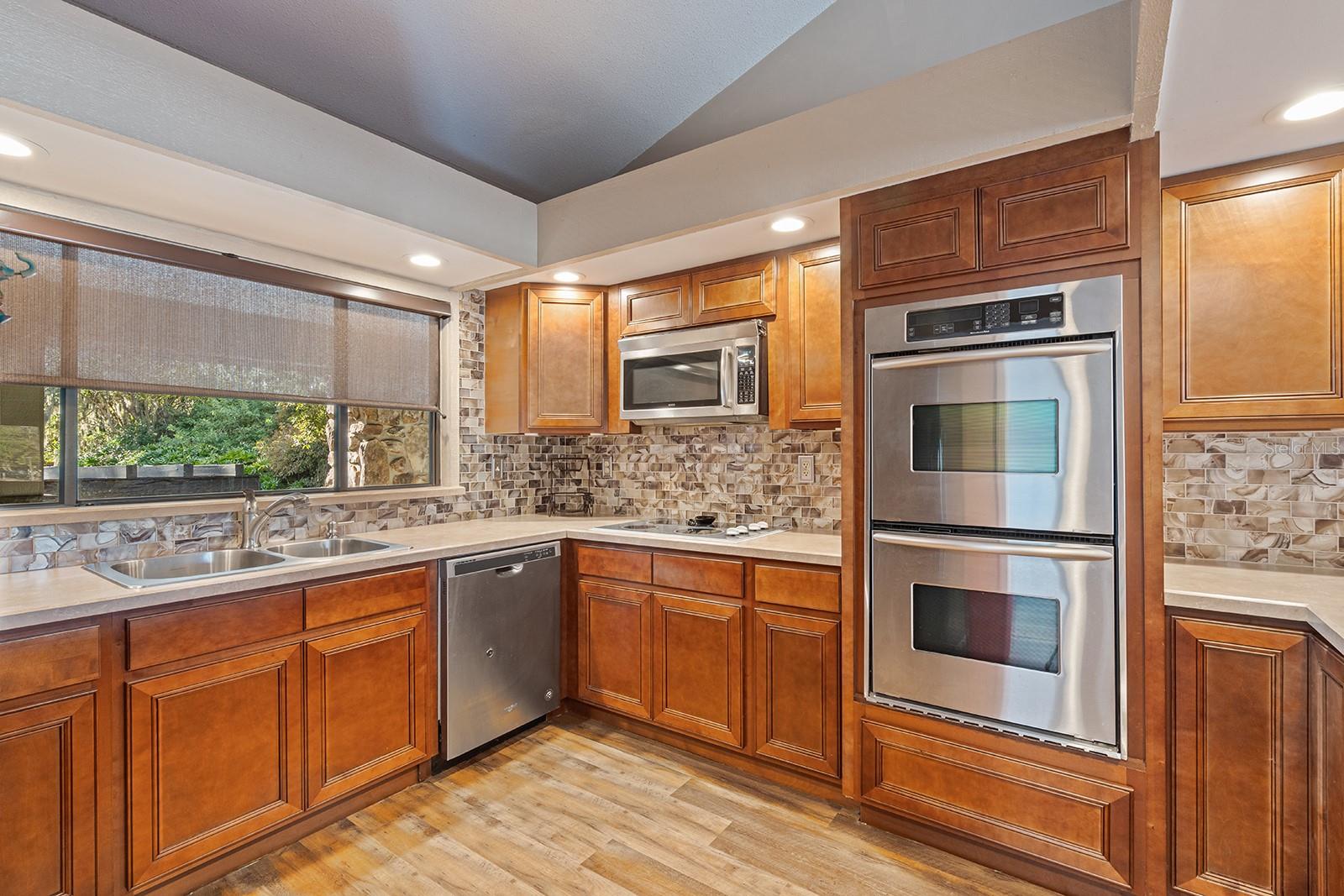 Image 7 of 31 For 34 Nottingham Way