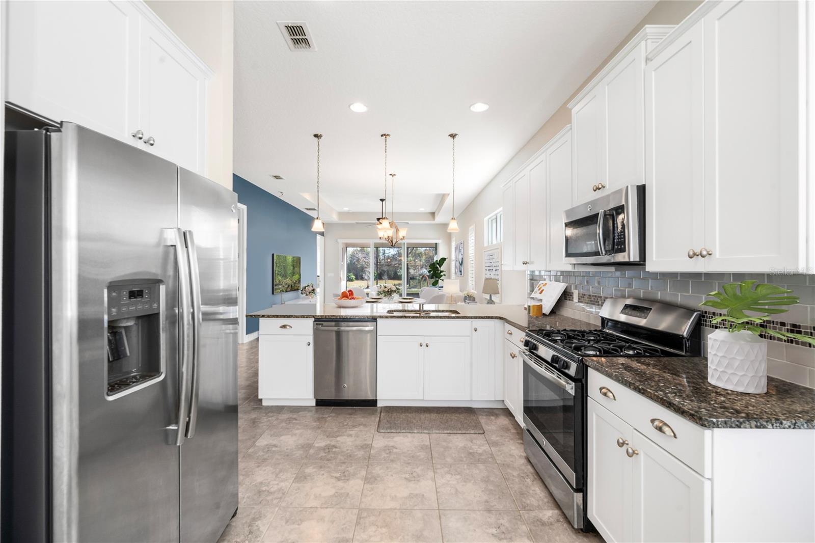 Image 10 of 32 For 414 Tisbury Court