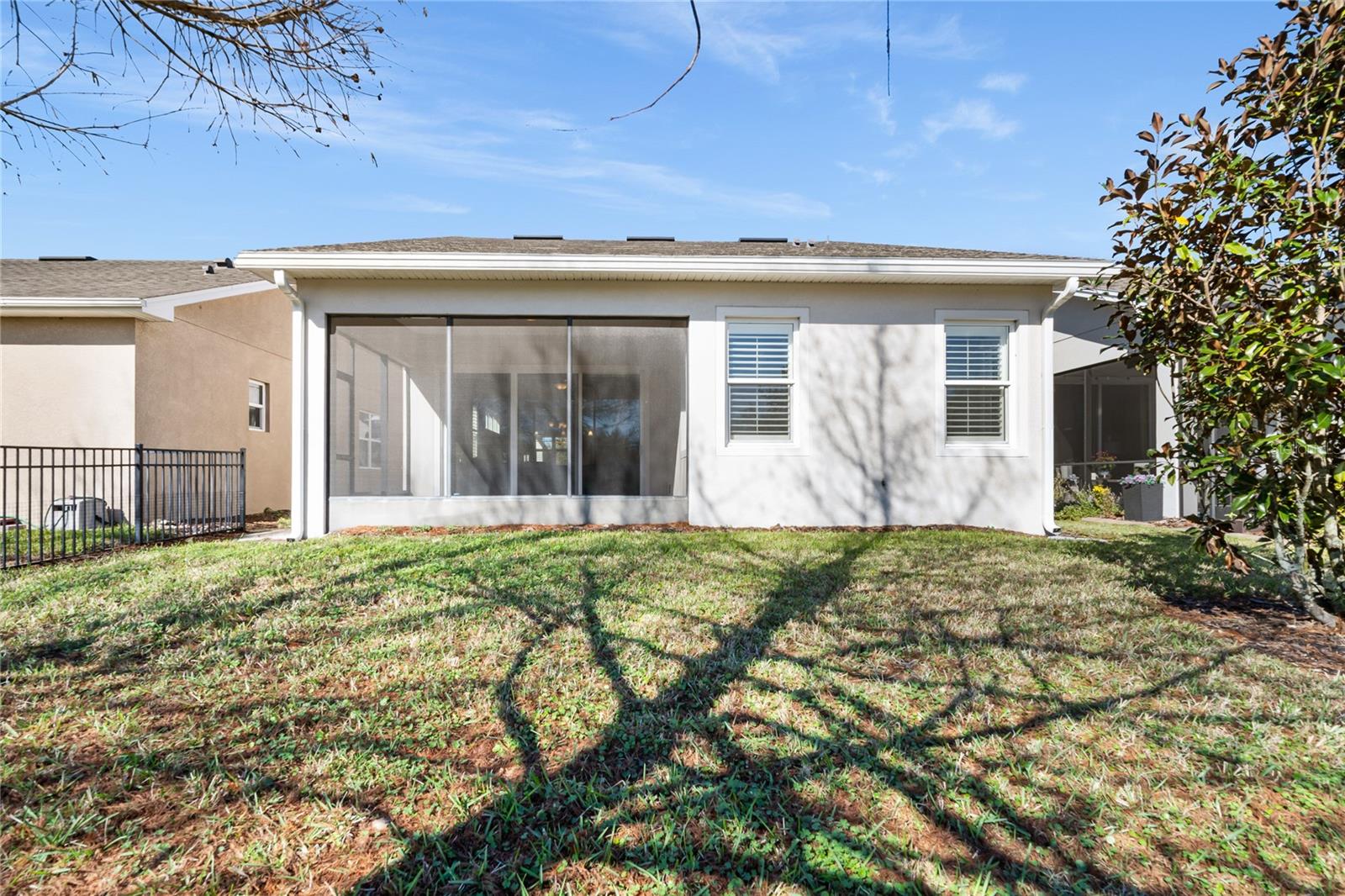 Image 29 of 32 For 414 Tisbury Court