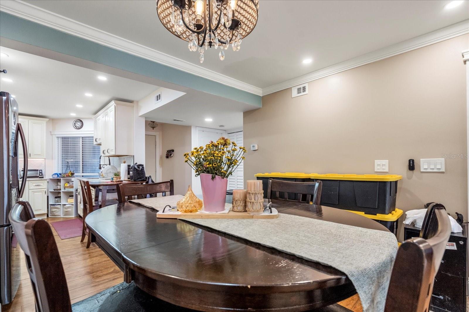 Image 10 of 27 For 4101 Fairview Vista Point 130