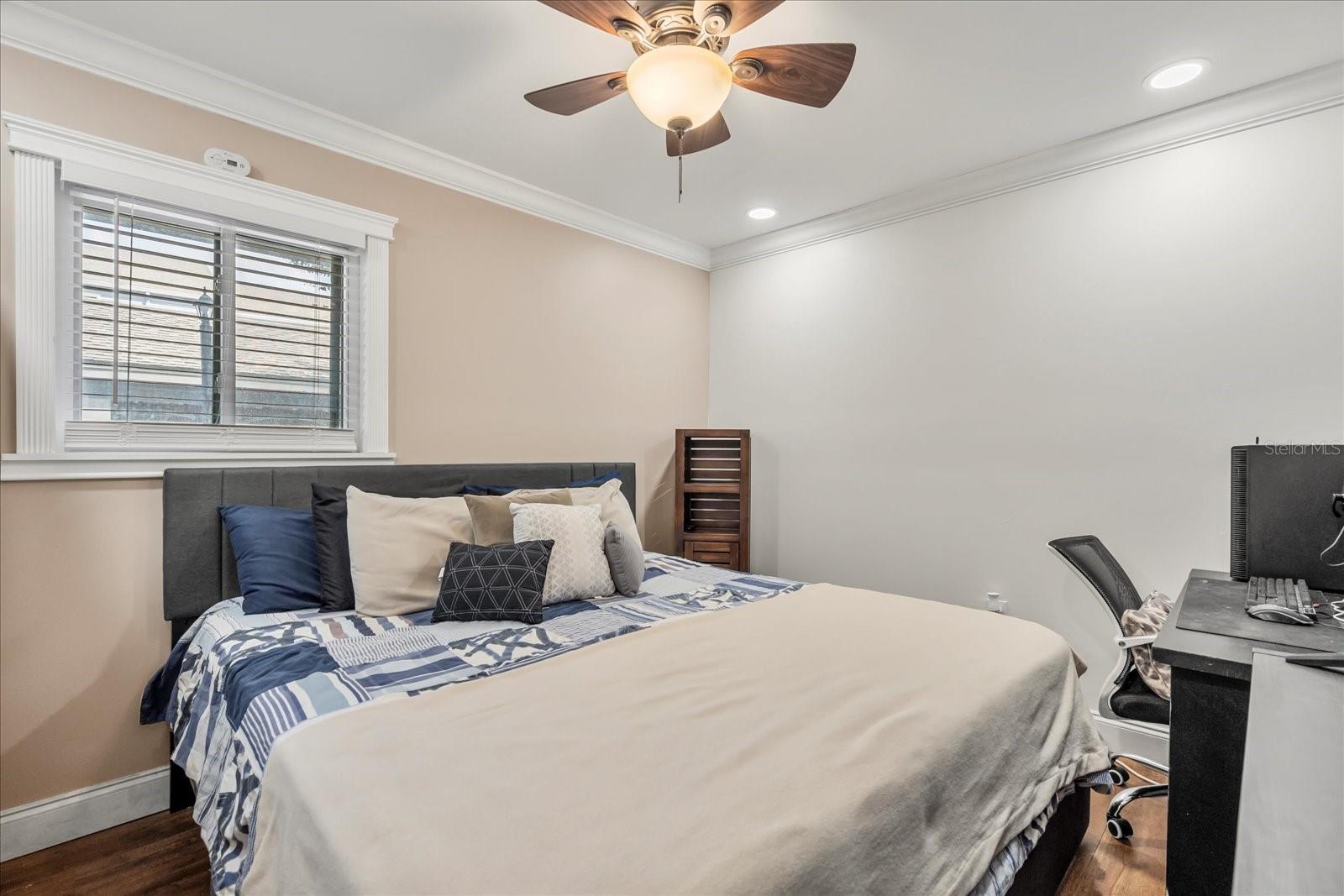 Image 11 of 27 For 4101 Fairview Vista Point 130