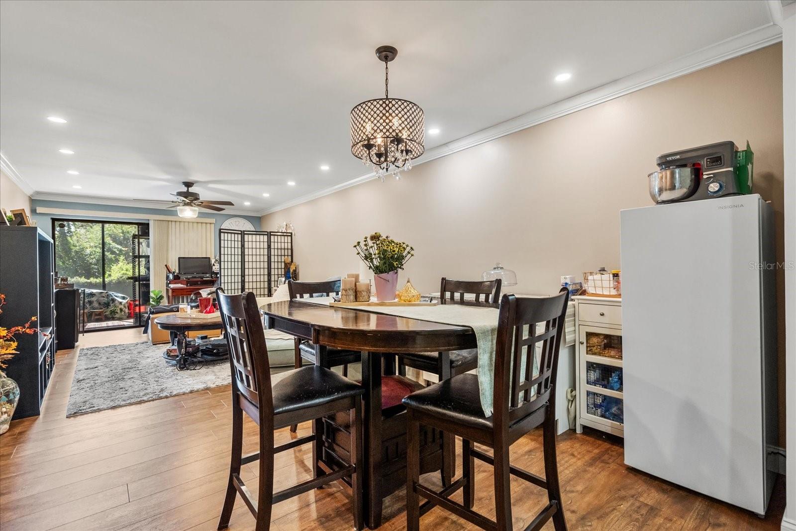 Image 7 of 27 For 4101 Fairview Vista Point 130