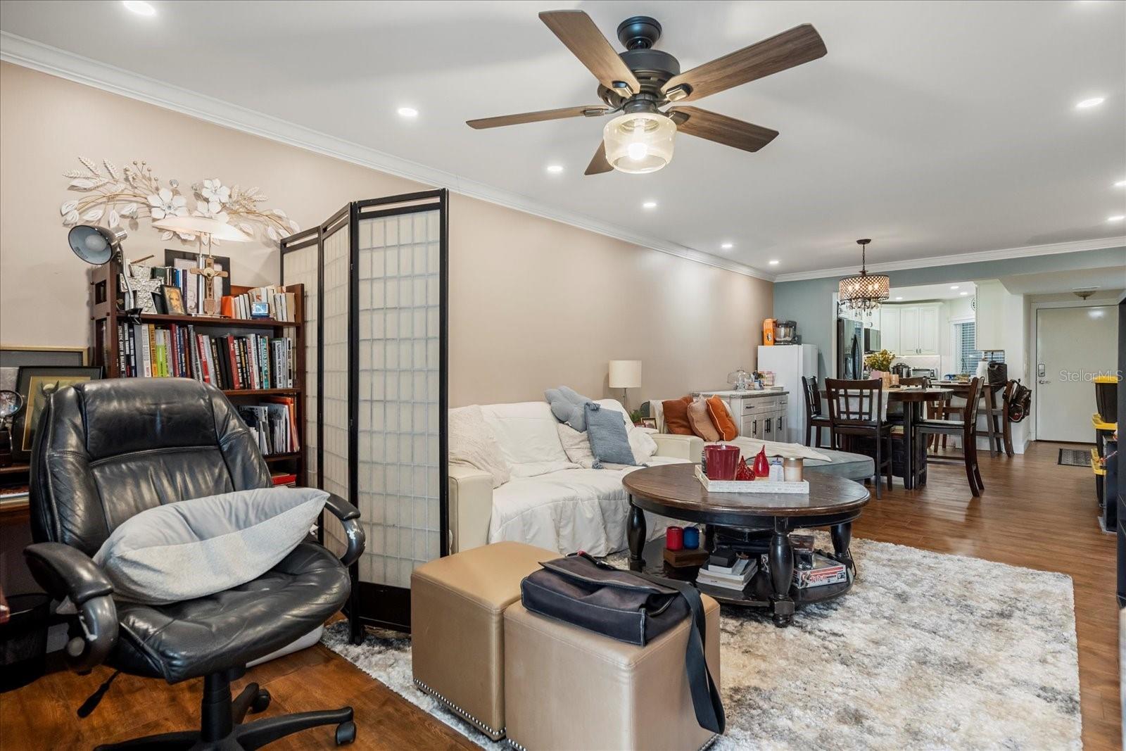 Image 9 of 27 For 4101 Fairview Vista Point 130