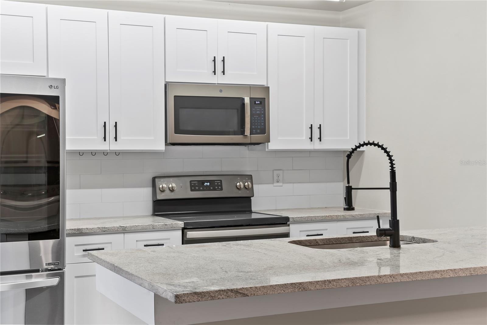 Image 10 of 34 For 2920 Pecan Avenue