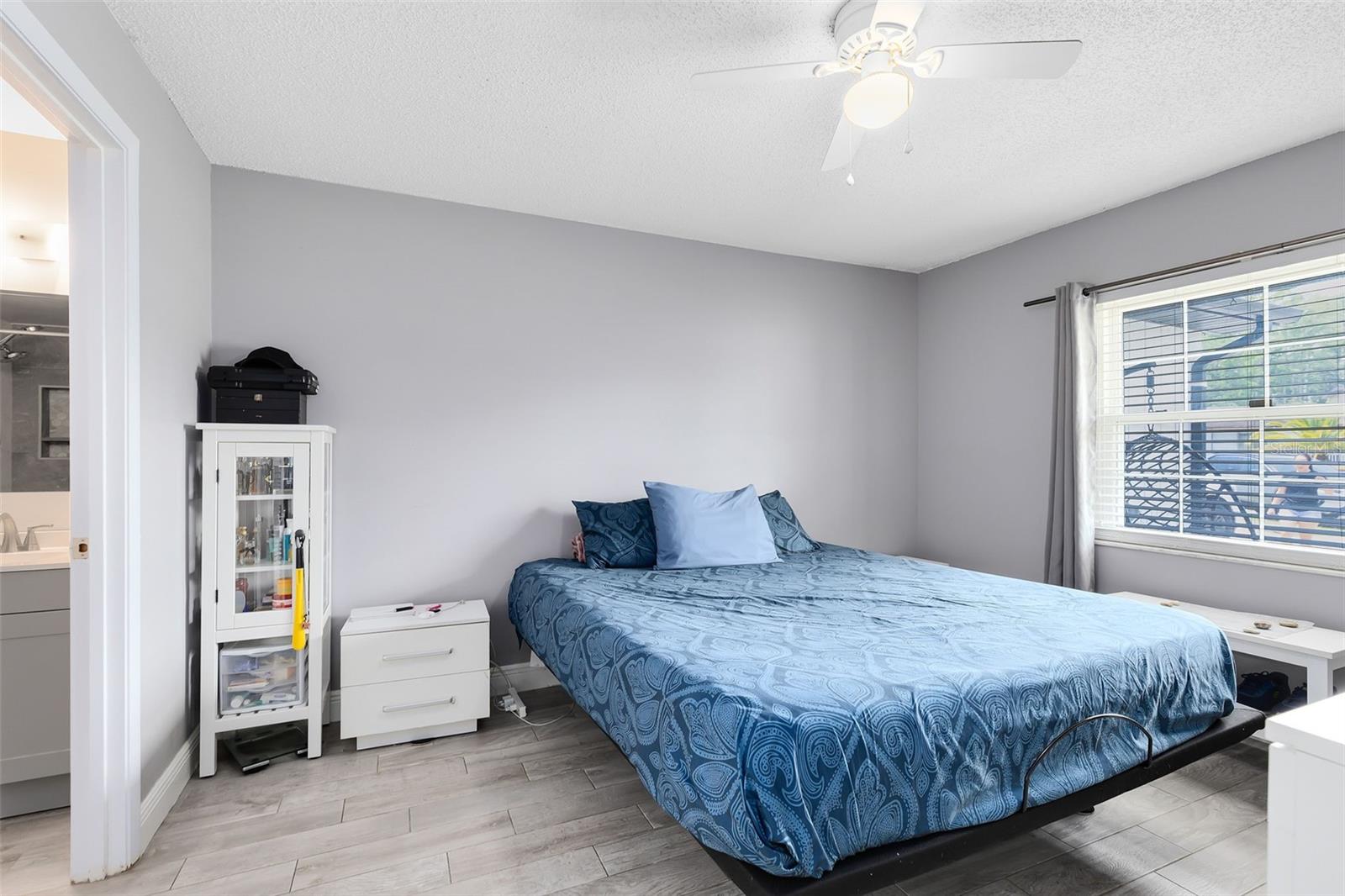 Image 10 of 18 For 7741 Pine Hollow Court