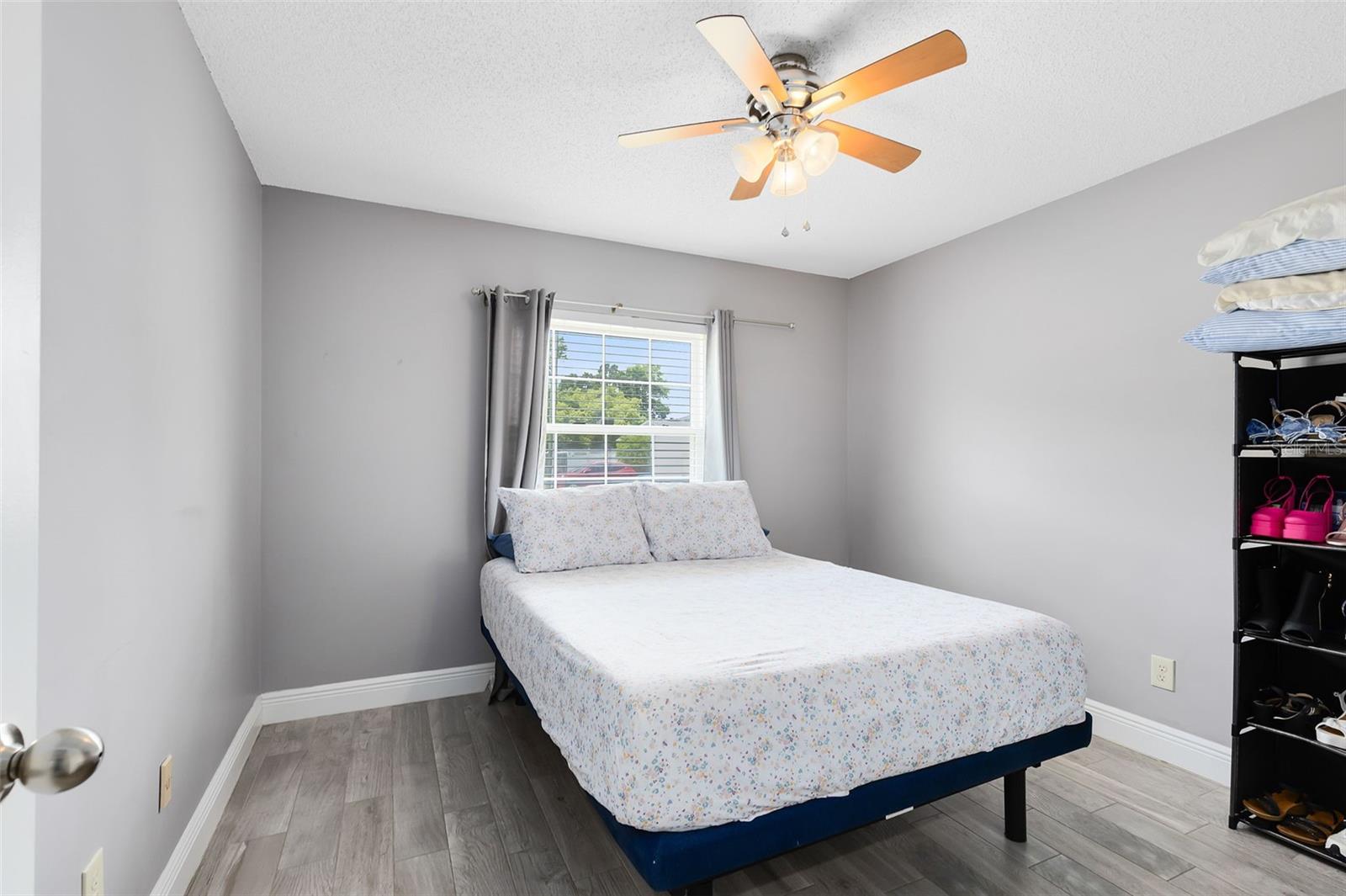 Image 13 of 18 For 7741 Pine Hollow Court