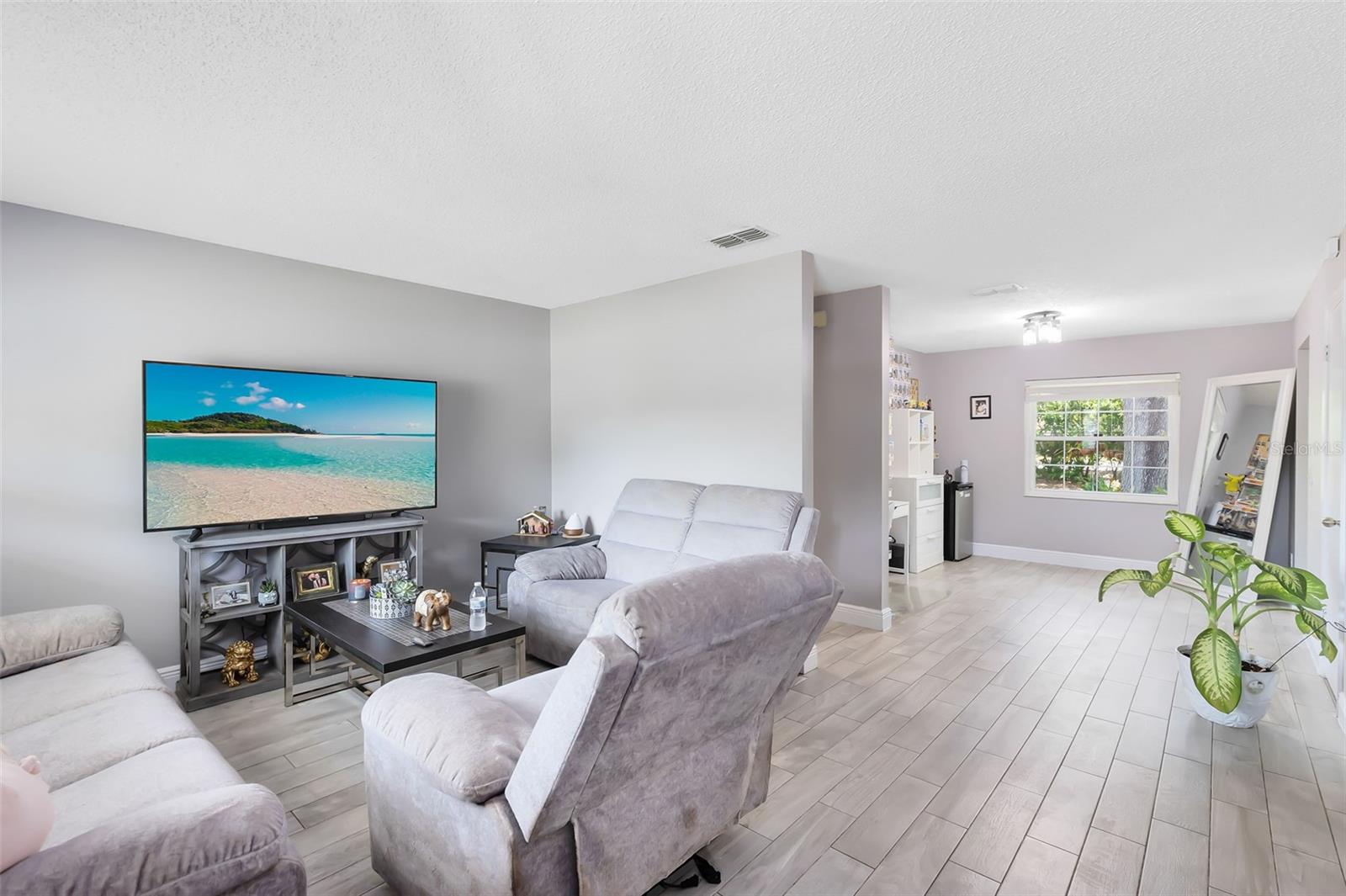 Image 2 of 18 For 7741 Pine Hollow Court