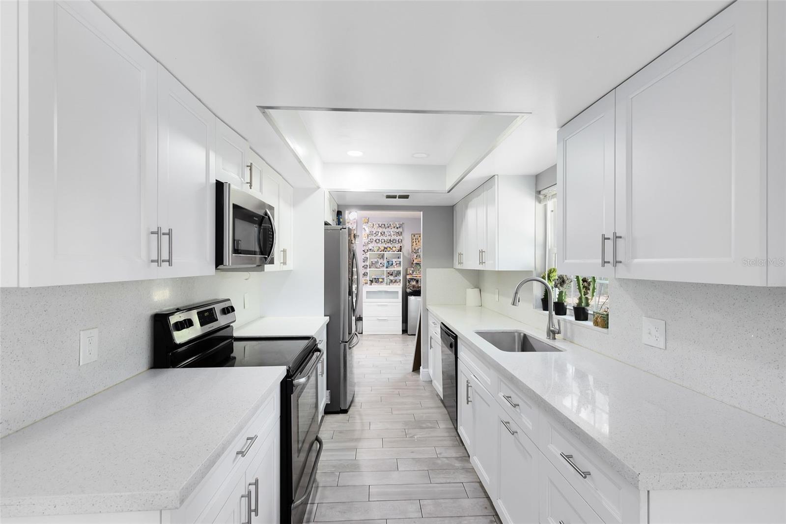 Image 7 of 18 For 7741 Pine Hollow Court