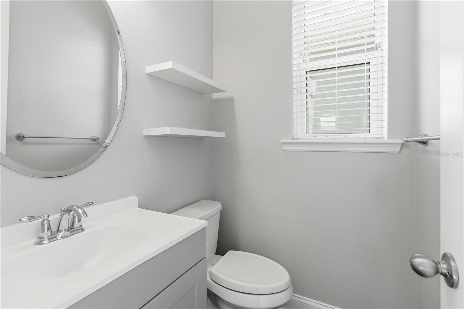 Image 17 of 41 For 8905 Laureate Boulevard