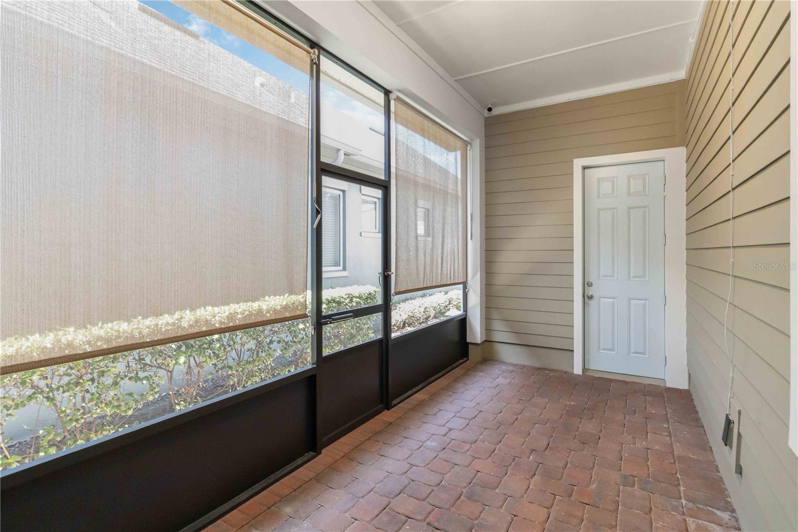 Image 30 of 41 For 8905 Laureate Boulevard