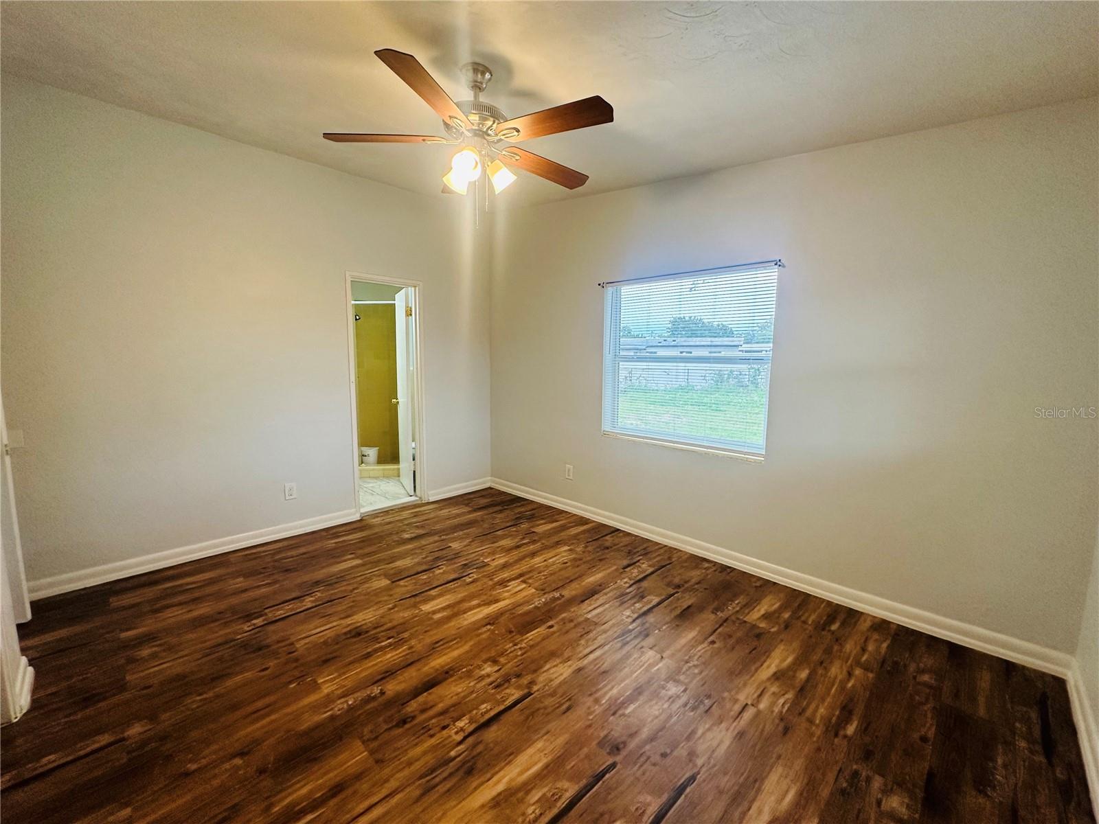 Image 7 of 24 For 6033 Balboa Drive