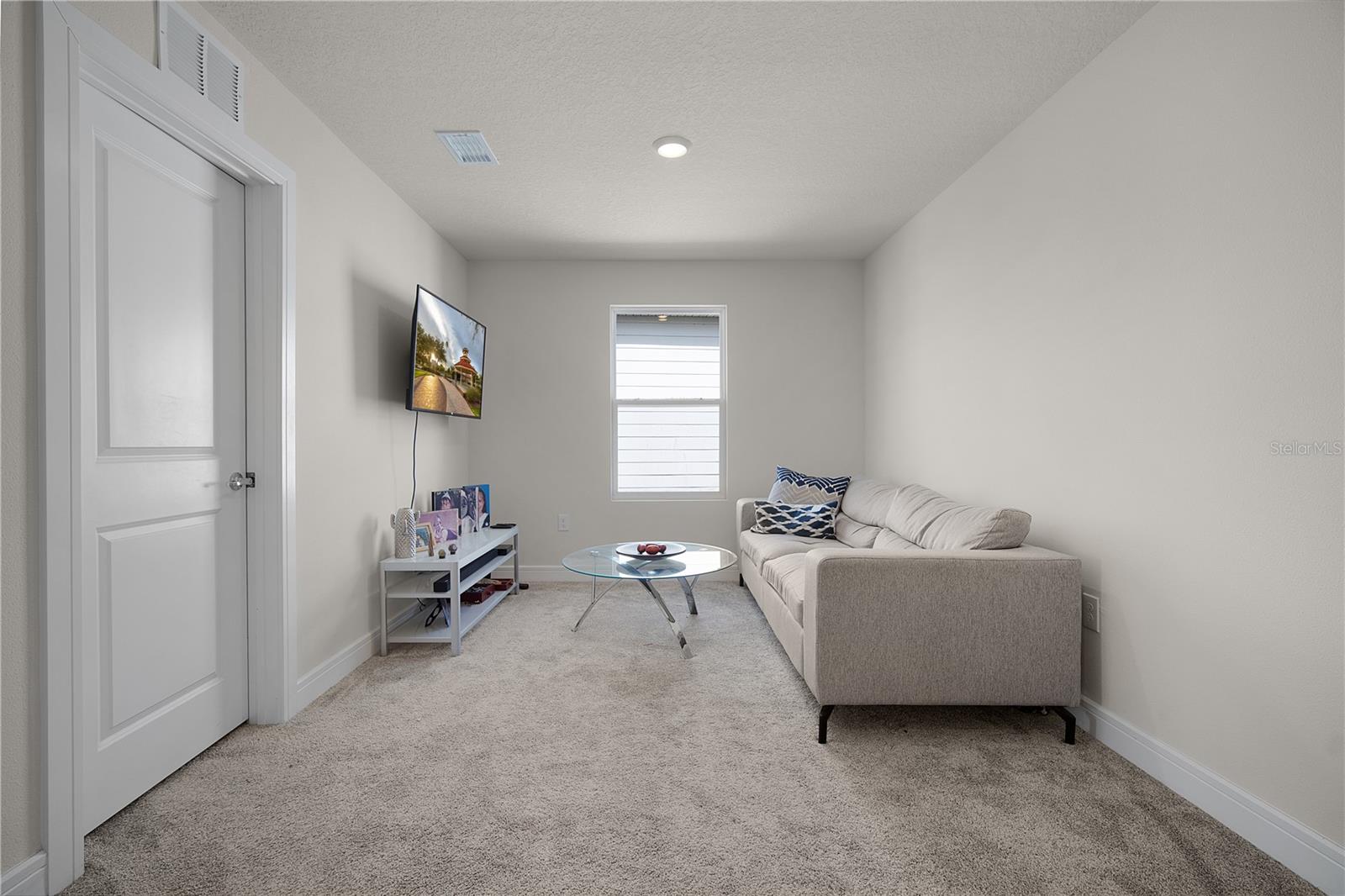 Image 16 of 37 For 7379 Catania Loop