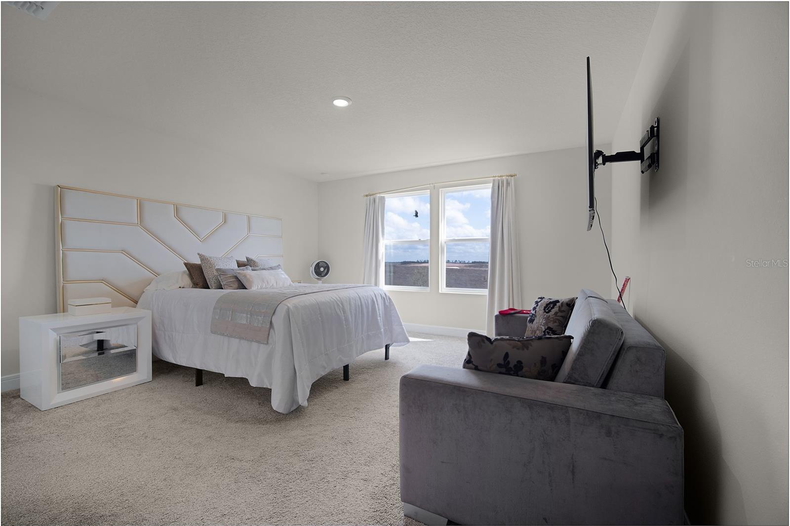 Image 18 of 37 For 7379 Catania Loop