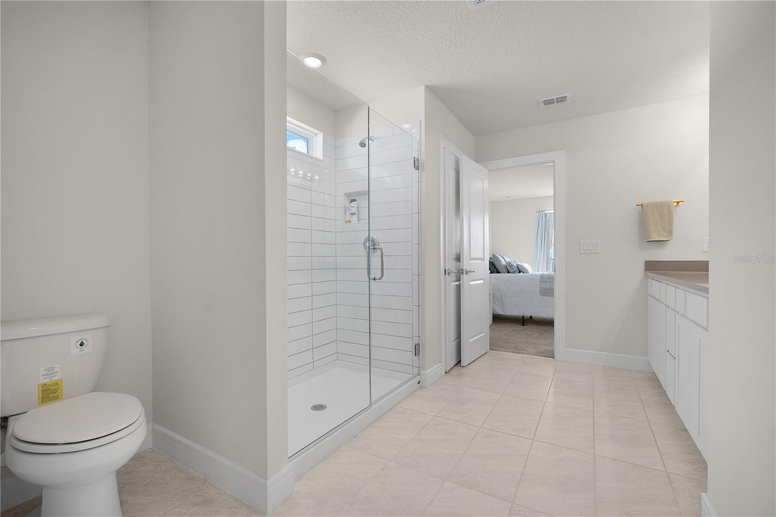 Image 19 of 37 For 7379 Catania Loop