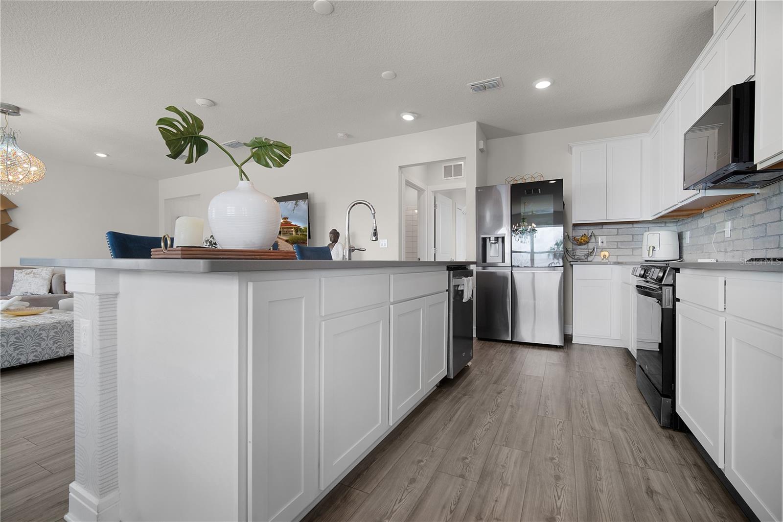 Image 9 of 37 For 7379 Catania Loop