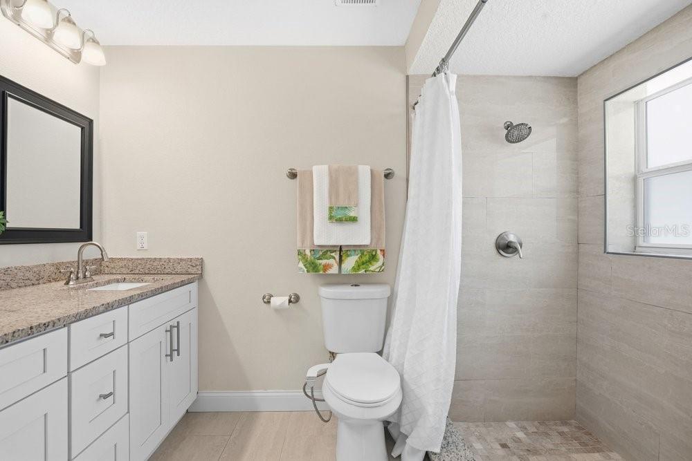 Image 17 of 40 For 1351 Suzanne Way