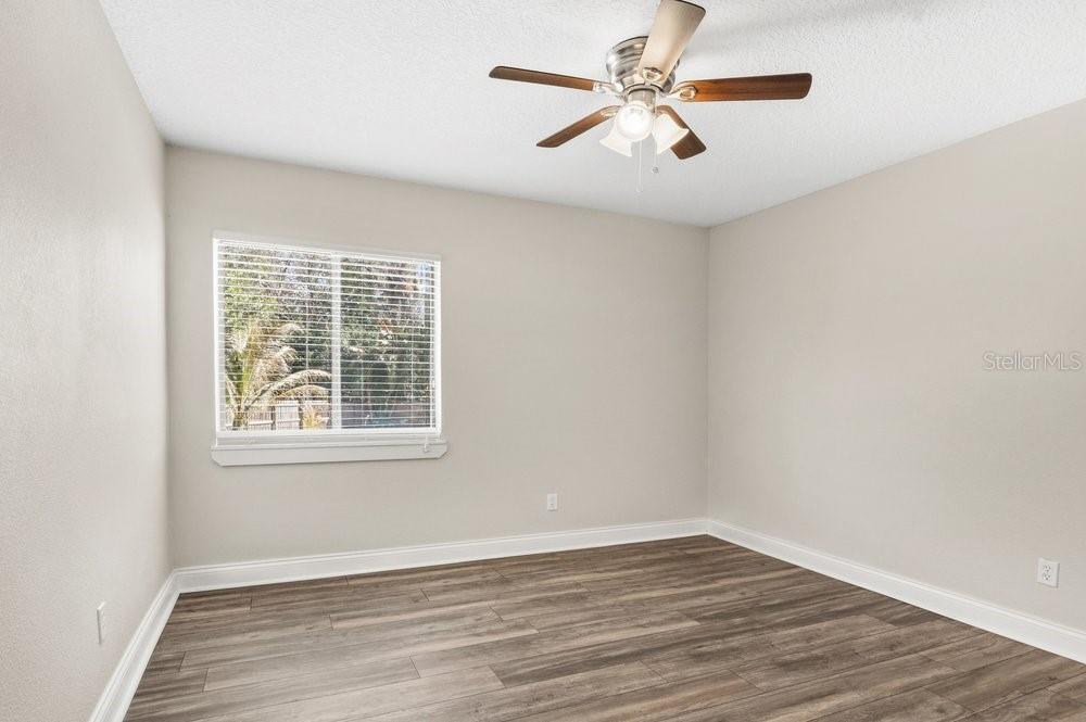 Image 21 of 40 For 1351 Suzanne Way