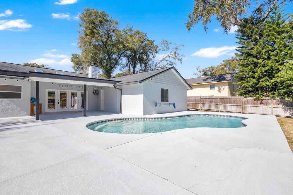 Image 26 of 40 For 1351 Suzanne Way