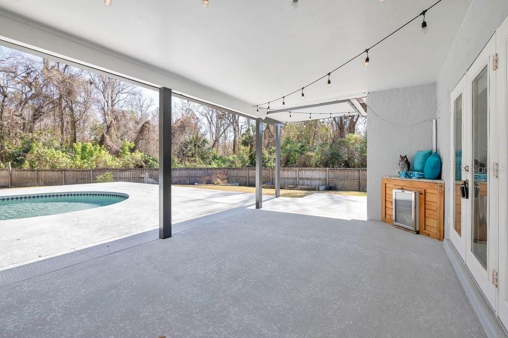 Image 27 of 40 For 1351 Suzanne Way