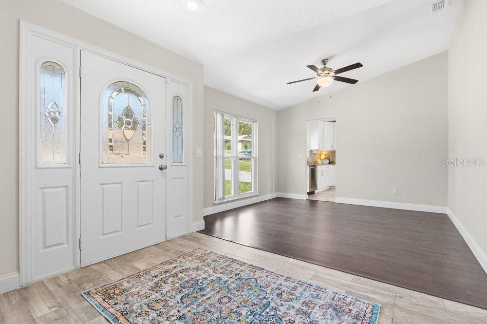 Image 7 of 40 For 1351 Suzanne Way