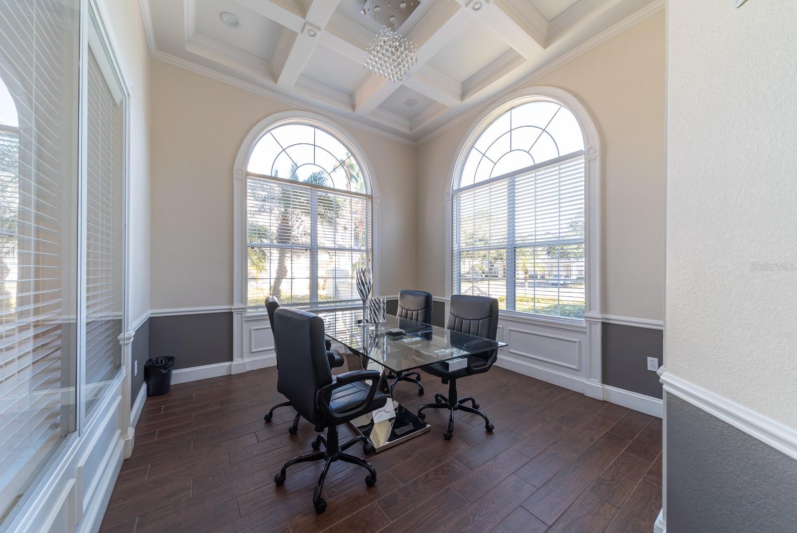 Image 47 of 63 For 1300 Eastern Pecan Place 208