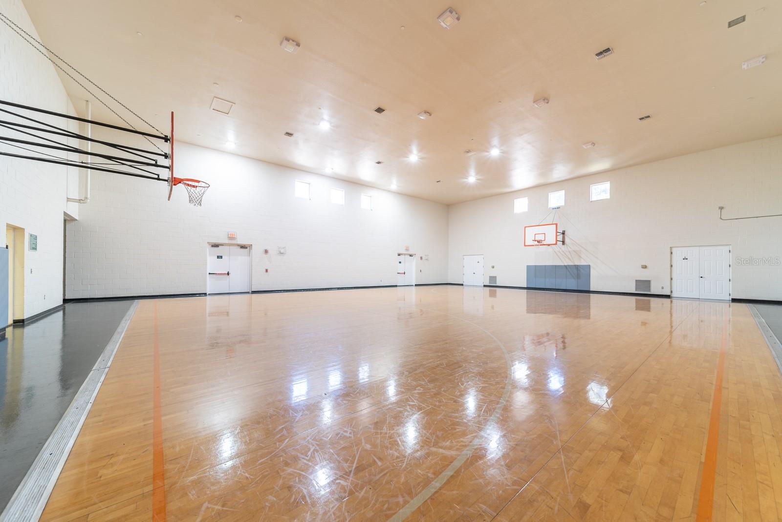 Image 53 of 63 For 1300 Eastern Pecan Place 208