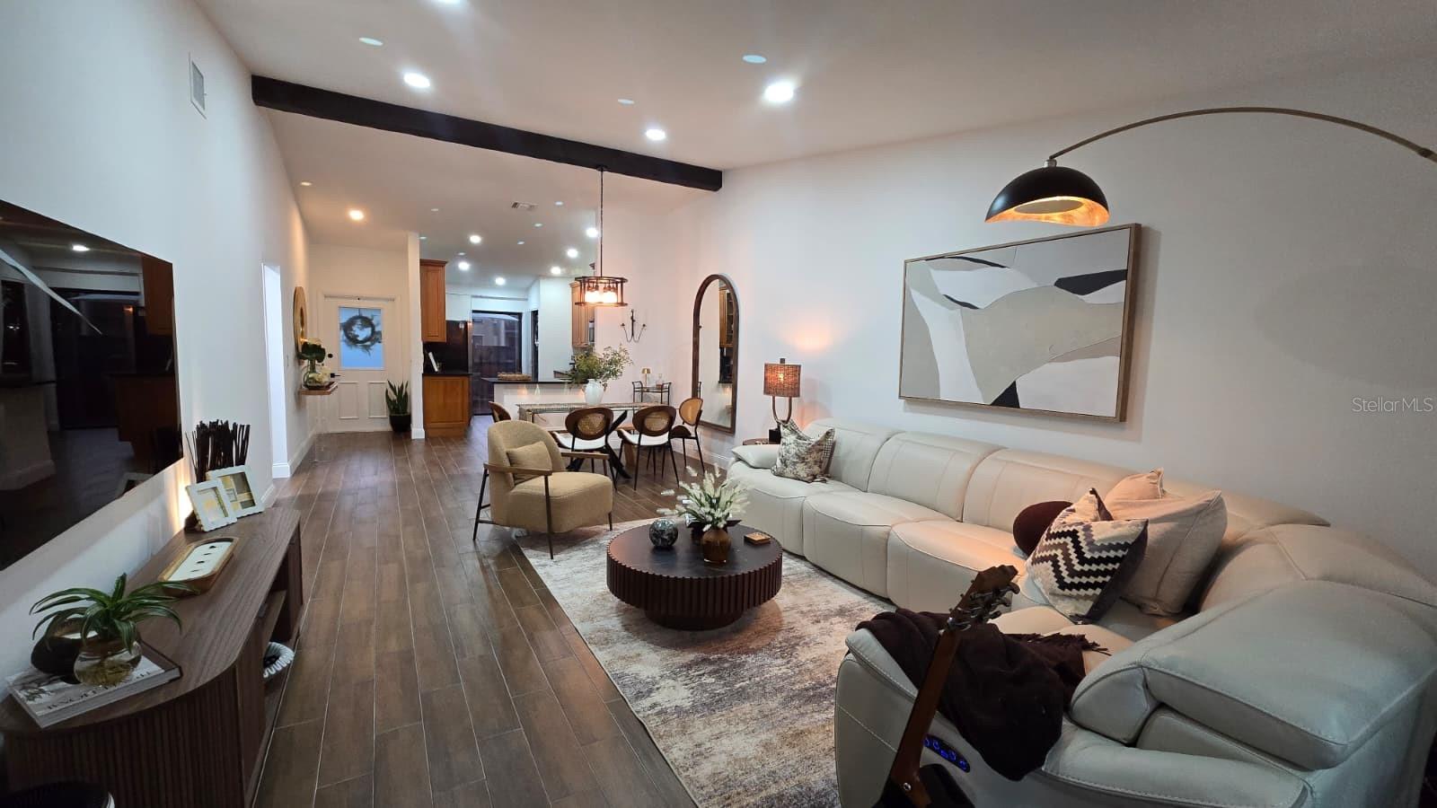 Image 4 of 29 For 716 Sunny Pine Way D