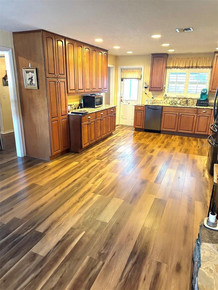 Image 10 of 28 For 6322 Marlberry Drive