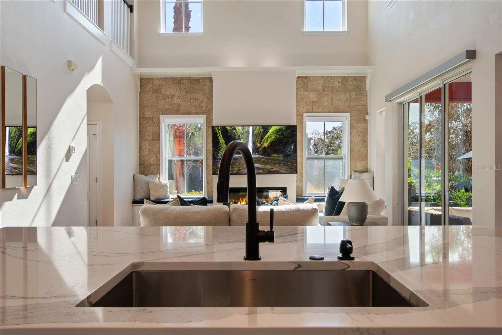 Image 13 of 97 For 13866 Walcott Avenue